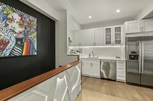 218 N 8th St, New York City, NY 11211 - Photo 3