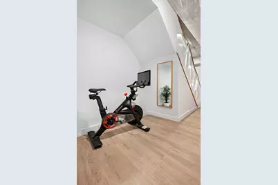 218 N 8th Street #1A, New York City, NY 11211 - Photo 9