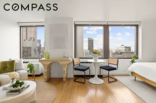 100 W 39th St, New York City, NY 10018 - Photo 1