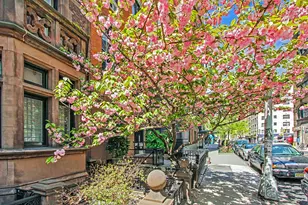 200 E 16th St, New York City, NY 10003 - Photo 9