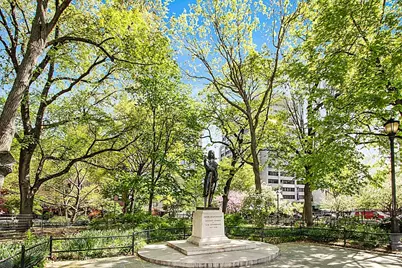 200 E 16th Street #4-B, New York City, NY 10003 - Photo 11