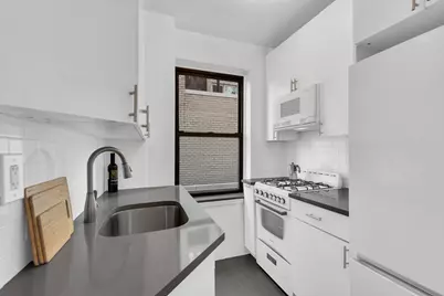 120 Central Park S #19A, New York City, NY 10019 - Photo 7