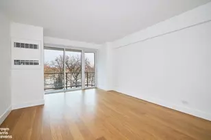 210 Central Park S, New York City, NY 10019 - Photo 13