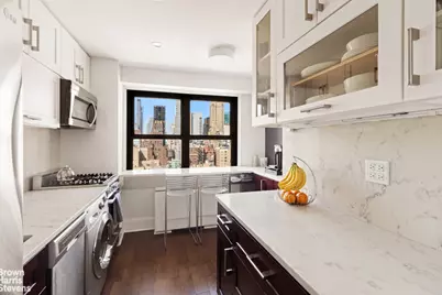 160 E 38th Street #22D, New York City, NY 10016 - Photo 3