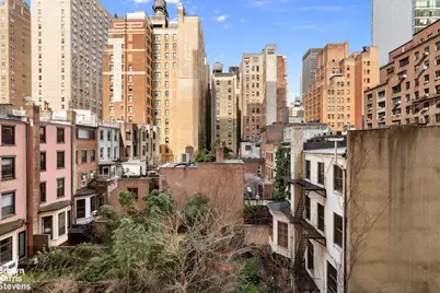 160 E 38th Street #4C, New York City, NY 10016 - Photo 5