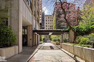 160 E 38th St, New York City, NY 10016 - Photo 7