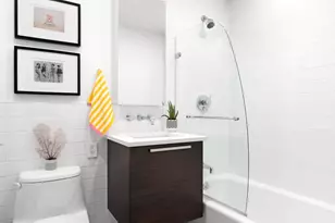 122 West St, New York City, NY 11222 - Photo 7
