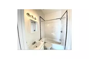 201 E 61st St, New York City, NY 10021 - Photo 7