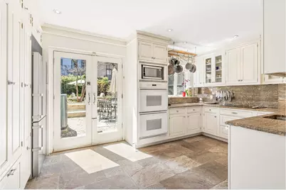 452 W 44th Street, New York, NY 10036 - Photo 5