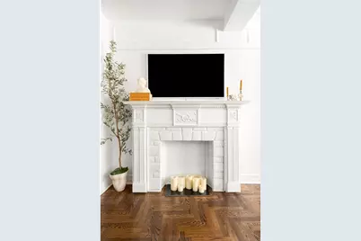 330 E 79th Street #6D, New York City, NY 10075 - Photo 3