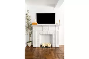 330 E 79th St, New York City, NY 10075 - Photo 3