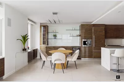 422 E 72nd Street #24-D, New York City, NY 10021 - Photo 3