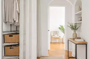 385 Argyle Rd, New York City, NY 11218 - Photo 3