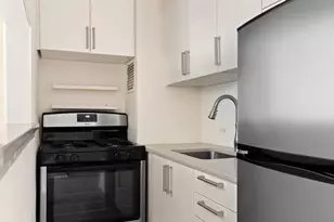105 W 13th St, New York City, NY 10011 - Photo 3