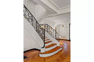 9 E 88th St, New York City, NY 10128 - Photo 19