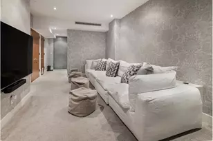 433 E 74th St, New York City, NY 10021 - Photo 11
