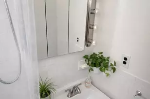 64-09 39th Ave, New York City, NY 11377 - Photo 11