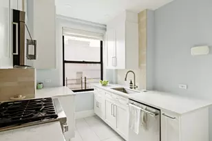 114 E 84th St, New York City, NY 10028 - Photo 3