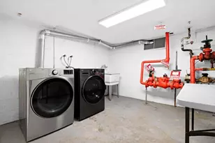 434 W 20th St, New York City, NY 10011 - Photo 7