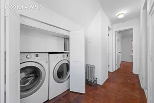 428 E 18th St, New York City, NY 11226 - Photo 11