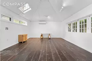 428 E 18th St, New York City, NY 11226 - Photo 17