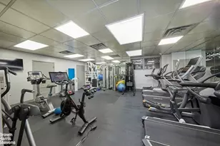 200 E 32nd St, New York City, NY 10016 - Photo 13