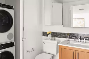 425 Main St, New York City, NY 10044 - Photo 5