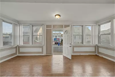 32 Dictum Court, New York City, NY 11229 - Photo 3