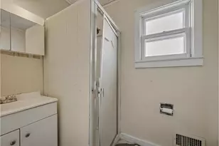 32 Dictum Ct, New York City, NY 11229 - Photo 15