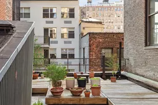 114 W 29th St, New York City, NY 10001 - Photo 3