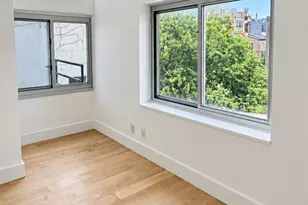96 Woodpoint Rd, New York City, NY 11211 - Photo 7