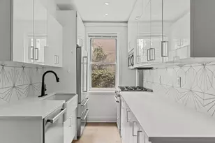 350 E 30th St, New York City, NY 10016 - Photo 5