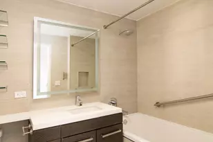 321 W 110th St, New York City, NY 10026 - Photo 17