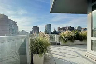 321 W 110th St, New York City, NY 10026 - Photo 13