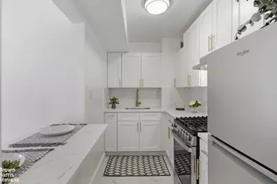 400 E 17th Street #600, New York City, NY 11226 - Photo 7