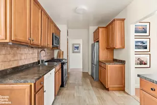 661 41st St, New York City, NY 11232 - Photo 3