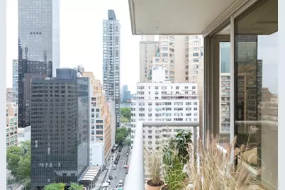 234 E 46th Street #801, New York City, NY 10017 - Photo 21