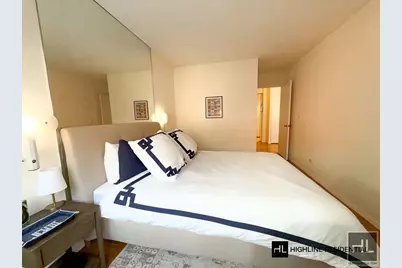 250 E 40th Street #4 A, New York City, NY 10016 - Photo 7