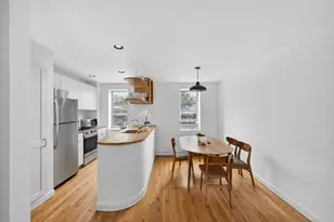 598 Pacific St, New York City, NY 11217 - Photo 7