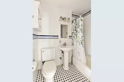 275 Webster Avenue #6M, New York City, NY 11230 - Photo 5