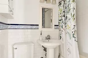 275 Webster Ave, New York City, NY 11230 - Photo 5