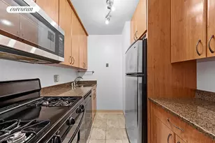 301 E 45th St, New York City, NY 10017 - Photo 5