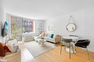 505 W 47th St, New York City, NY 10036 - Photo 1
