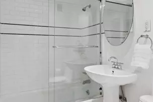 225 E 57th St, New York City, NY 10022 - Photo 5