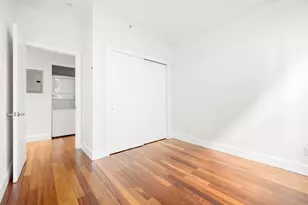 41-18 27th St, New York City, NY 11101 - Photo 7