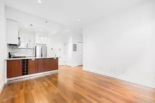 41-18 27th St, New York City, NY 11101 - Photo 3