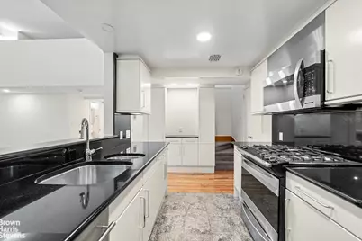 54 W 74th Street #210, New York City, NY 10023 - Photo 9