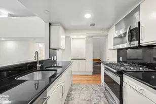 54 W 74th St, New York City, NY 10023 - Photo 9