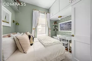 237 W 11th St, New York City, NY 10014 - Photo 9