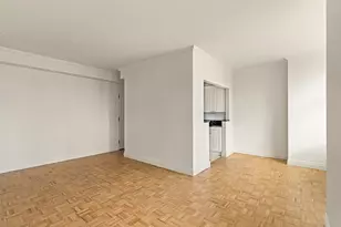 404 E 76th St, New York City, NY 10021 - Photo 3